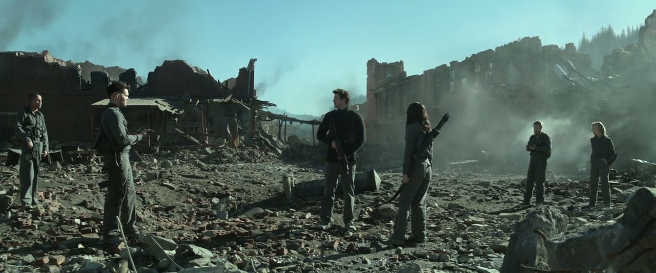 The Hunger Games: Mockingjay - Part 1 Screenshot