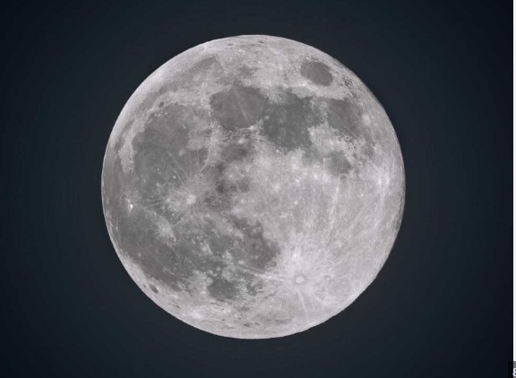 Blue moon.jpg