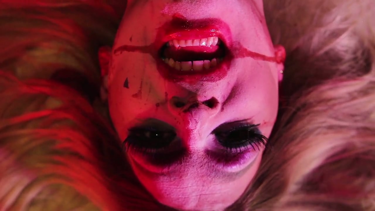 Death Drop Gorgeous Screenshot