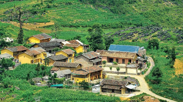 Lô Lô Chải Làng bình yên nơi Cực Bắc