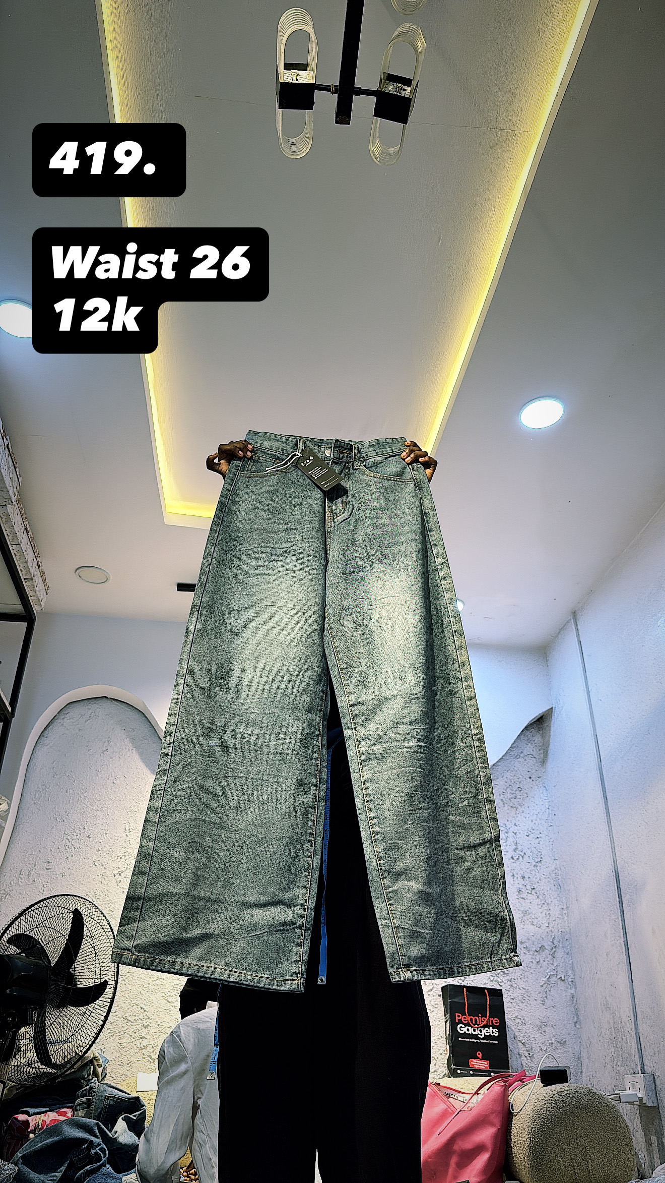 Waist 26