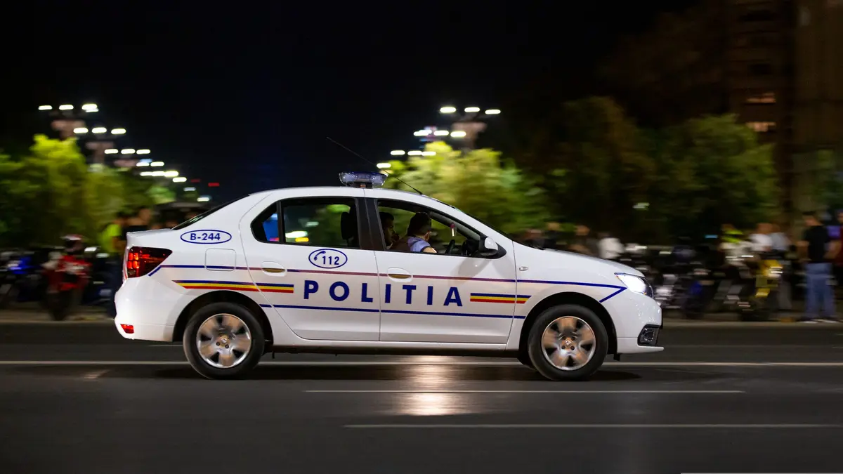 Polițist din Prahova, dosar penal după ce și-a amanetat laptopul de serviciu