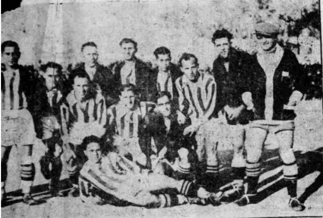 1933