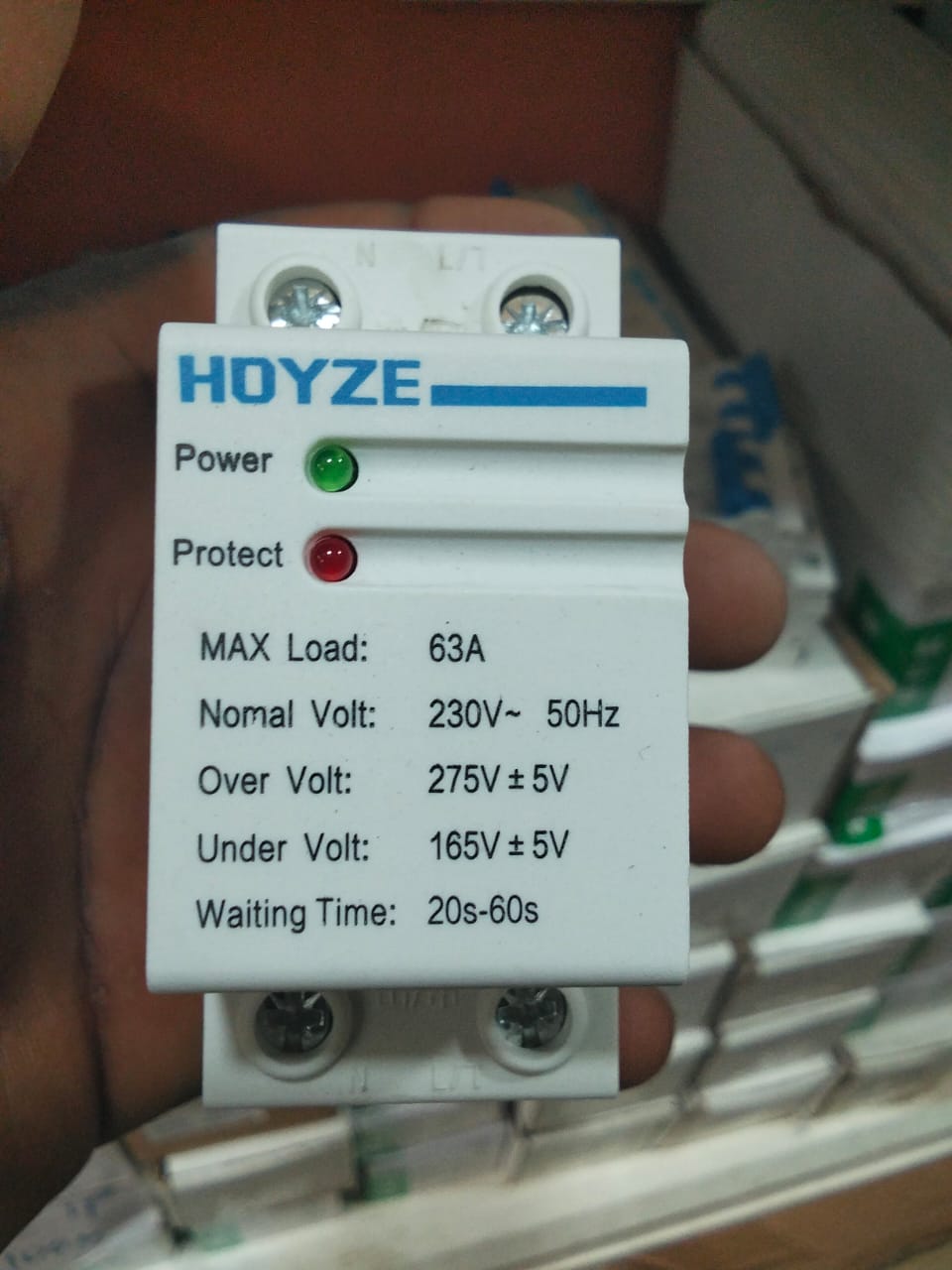 63 amps analogue voltage regulator