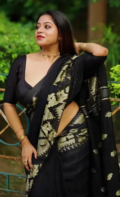 bipasha v0 6bwdf2mqpf2h1.webp
