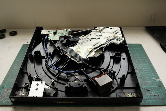 Turn Table (04)