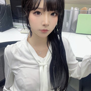 045