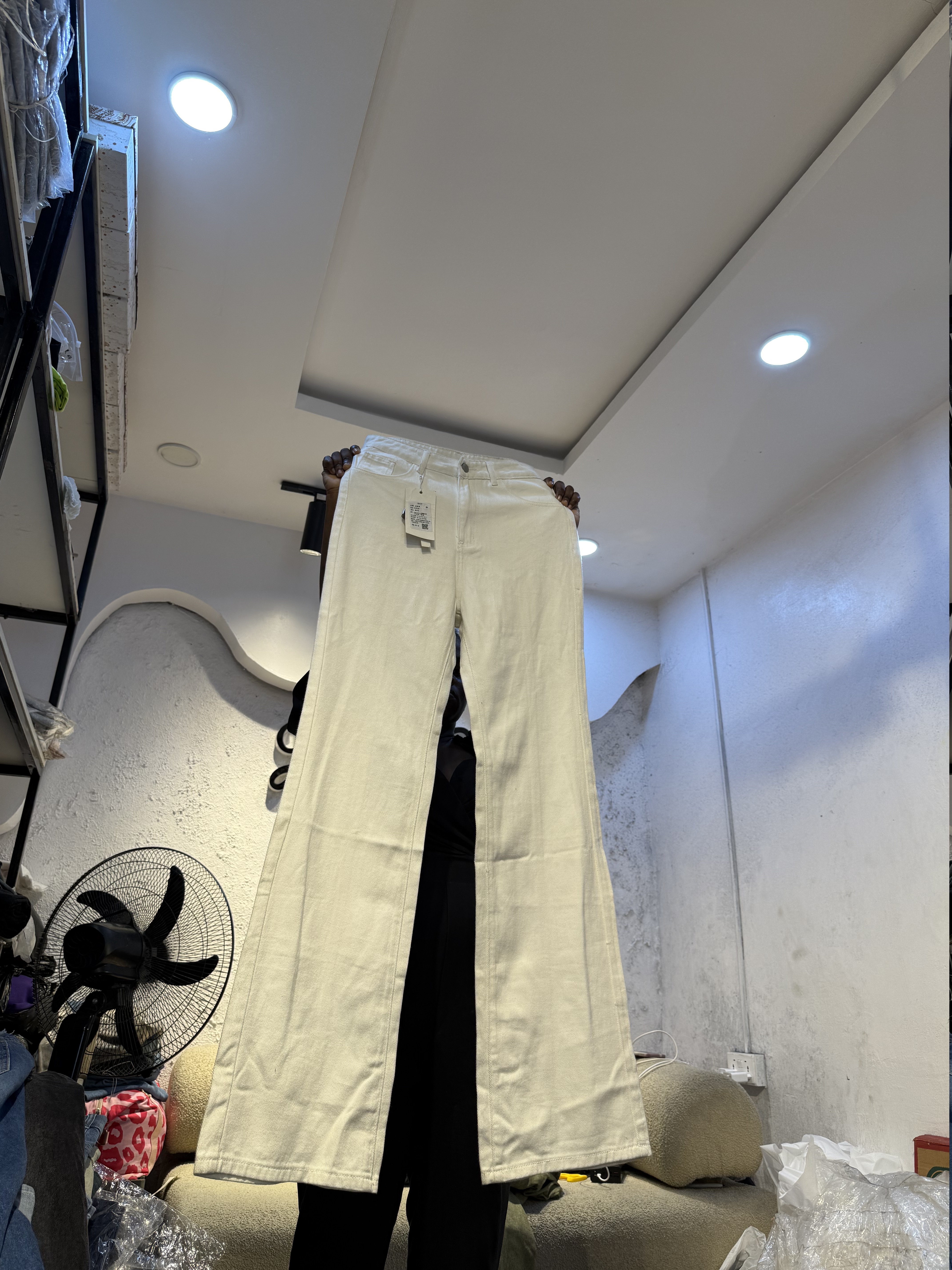 Waist 28