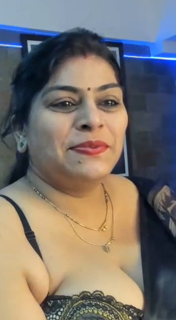 Wife Mom Aunty ki incest dunia with pics & Gifs
