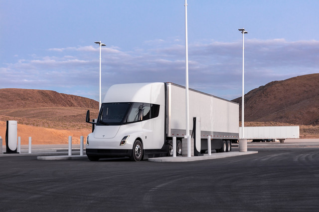 Tesla-Semi-5