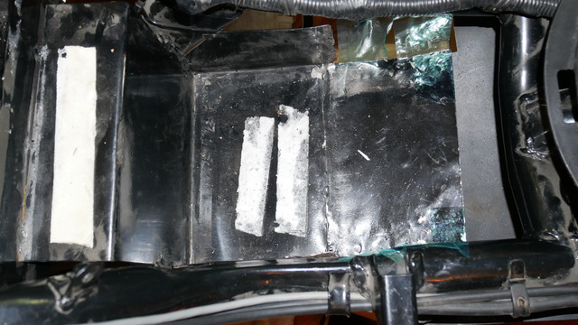 Lower-battery-box