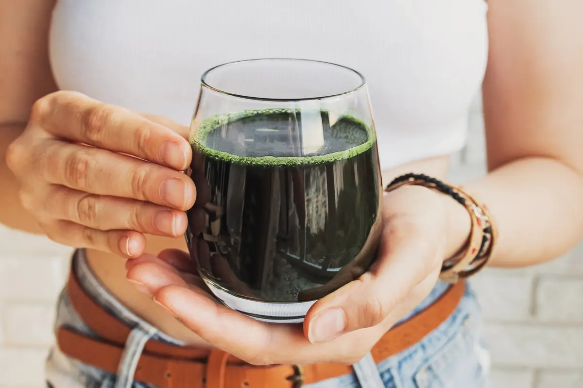 Detoxifierea dăunează ficatului. Ce alte practici îi amenință sănătatea și cum îl putem proteja eficient