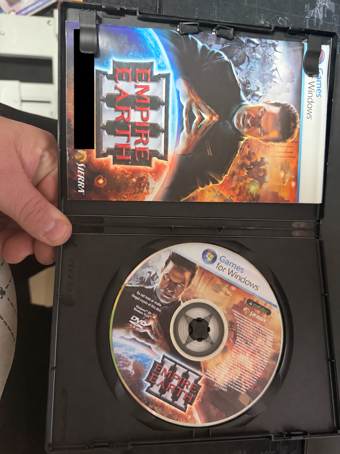 Empire Earth III manual and DVD; key covered
