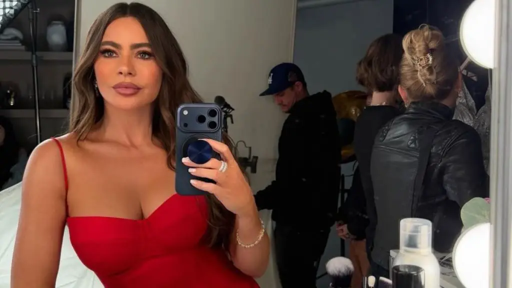 Sofia Vergara Stuns Fans with Bare‑Midriff Bikini Post