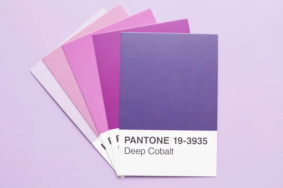 Purple Brand lansează prima linie de pantofi