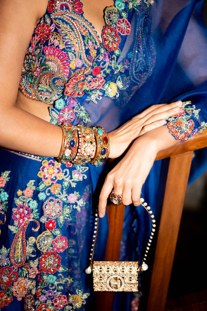 Mrunal-Thakur-2