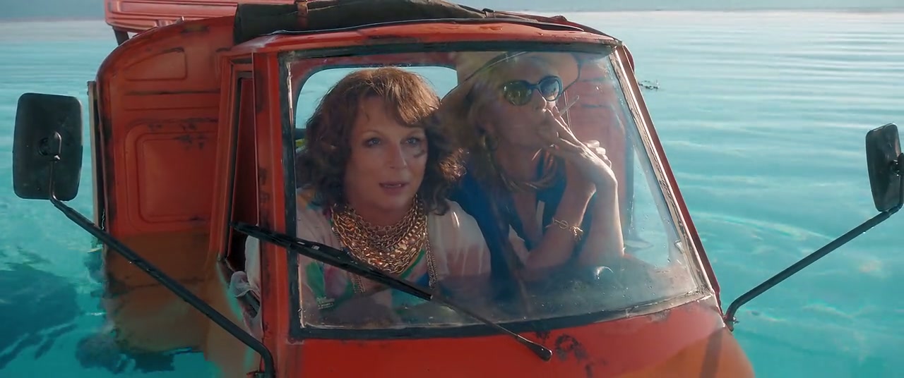 Absolutely Fabulous: The Movie Screenshot