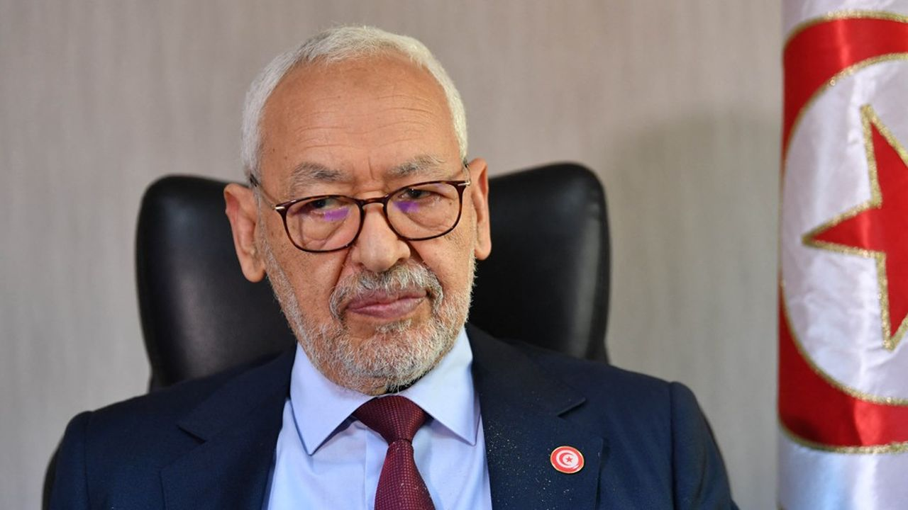 Illustration - Ghannouchi hospitalisé d'urgence depuis sa prison, 84 ans, 40 ans de condamnation : la Tunisie face à ses contradictions