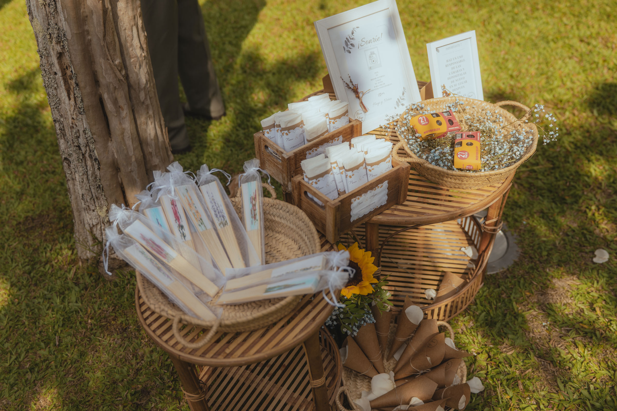 Fotografía de boda en Galicia de detalles de la decoracion la ceremonia