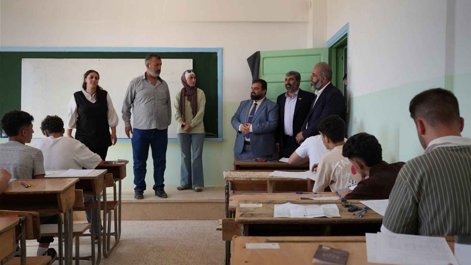 مقامرة سياسية بمستقبل آلاف الطلاب.. لماذا منعت الميليشيات أبناء السويداء تقديم امتحاناتهم؟
