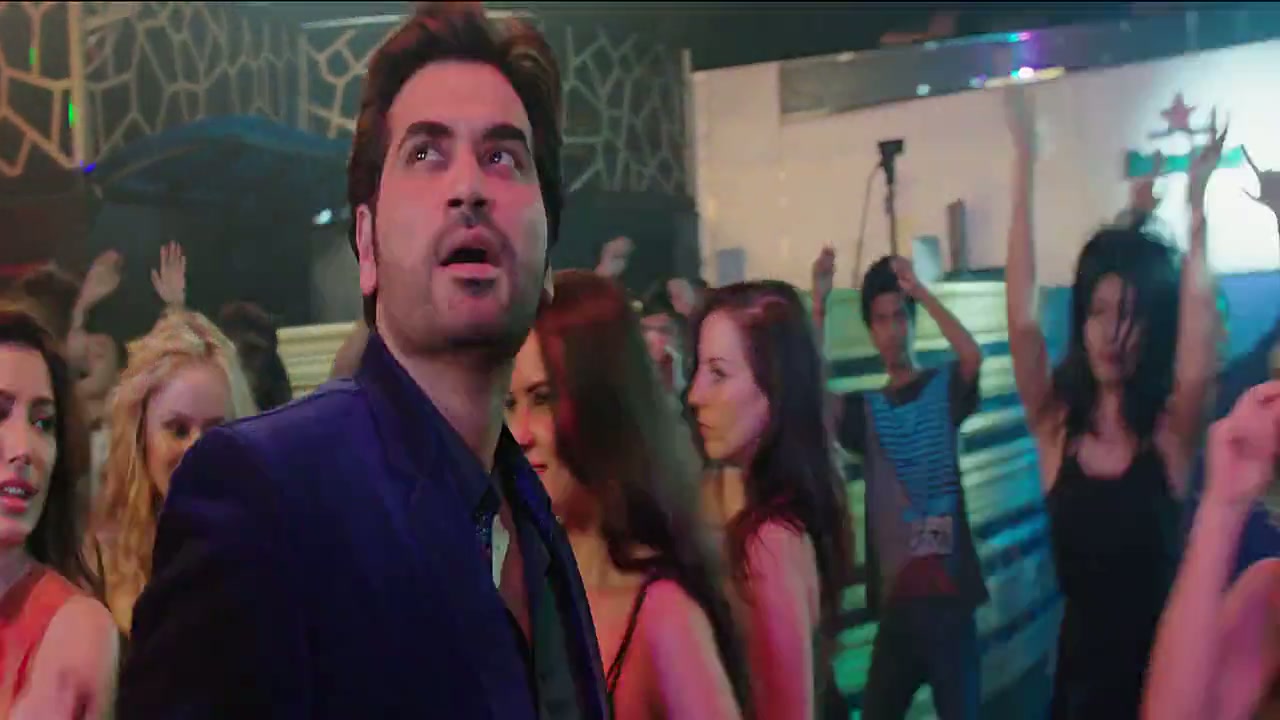 Jawani Phir Nahi Ani Screenshot