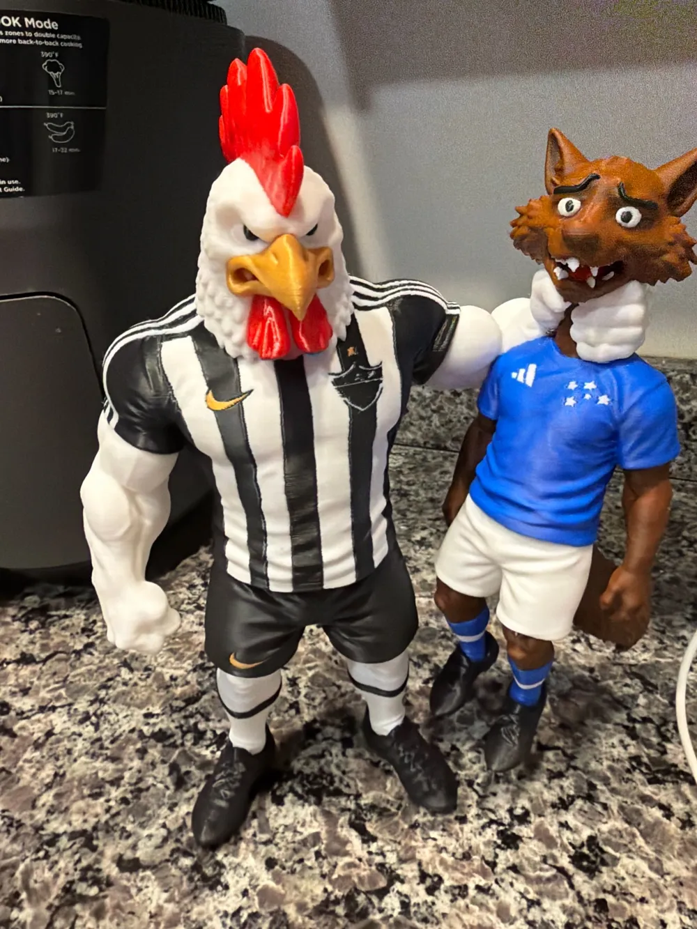 Mascote Galo — modelo 3D da Central do Empreendedor 3D