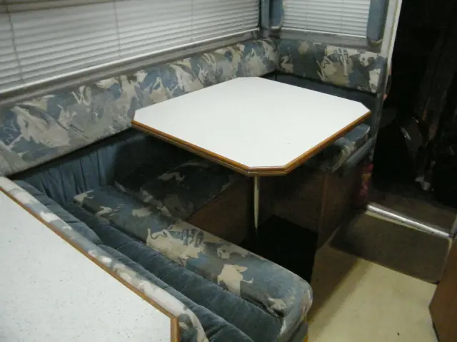 s l1600 (8).webp