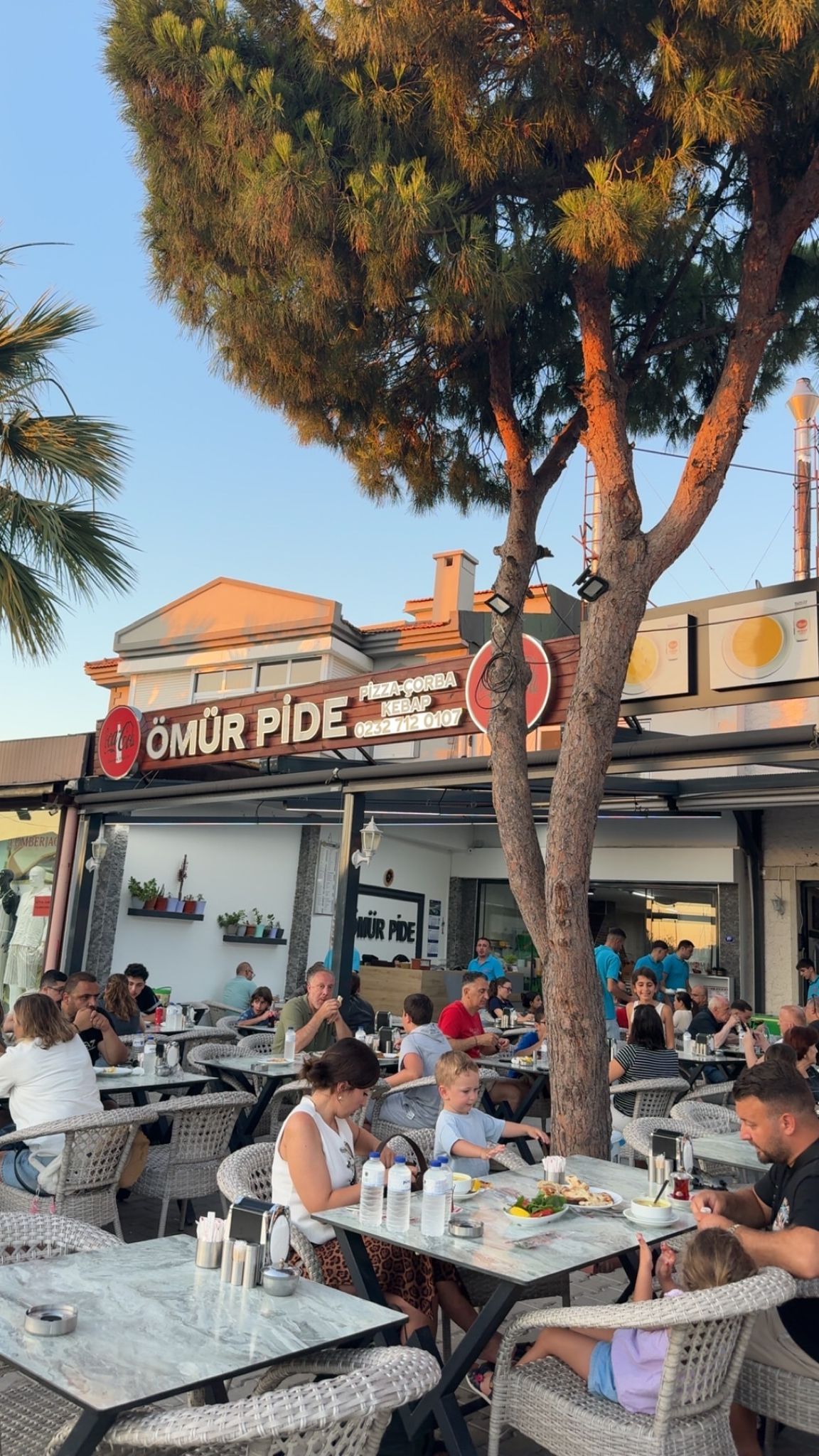 Ömür Pide Gündüz Salon Keyfi