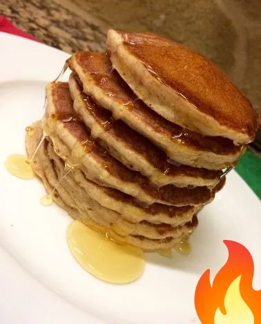 Фото Цельнозерновые панкейки (американские оладьи)