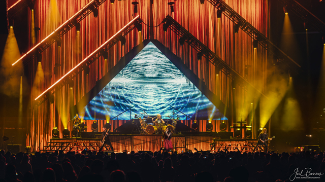 Evanescence-Article-Main.jpg