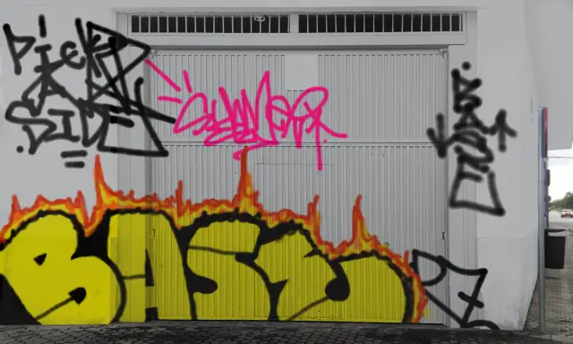 Graffiti artwork by Mrunknown