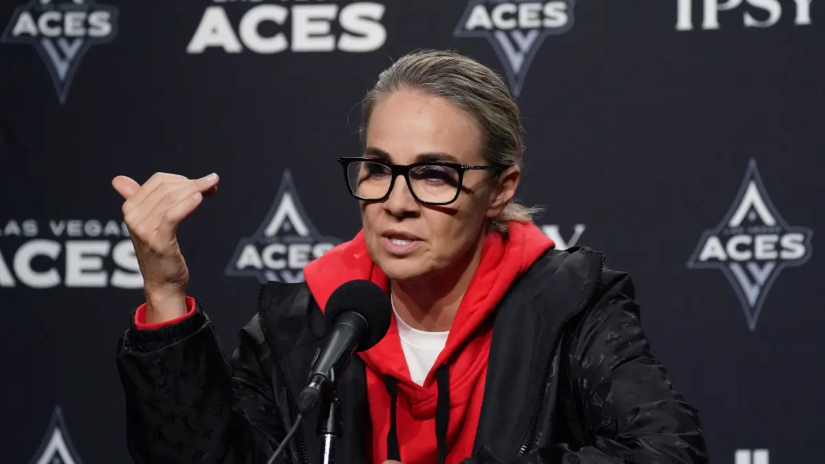 Becky Hammon Stands by '1A Dude' Comment Despite Knicks' NBA Title