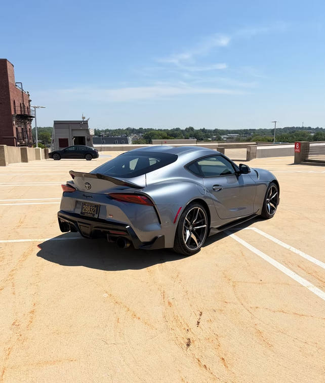 Toyota Supra photo 4