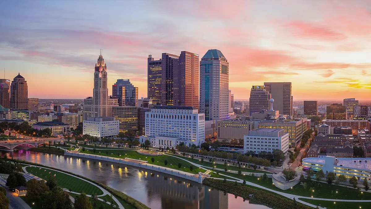 Columbus atinge un record de șapte ani în autorizațiile de construcție de apartamente
