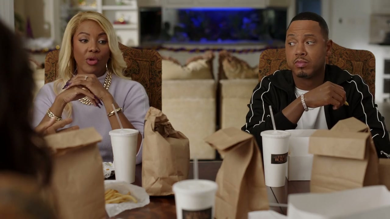 Hip Hop Family Christmas Wedding Screenshot