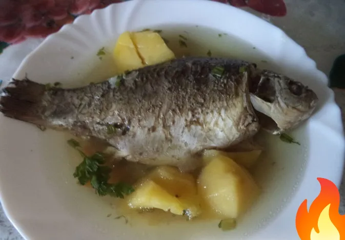 Постер Простой рыбный суп (рыбацкая уха)