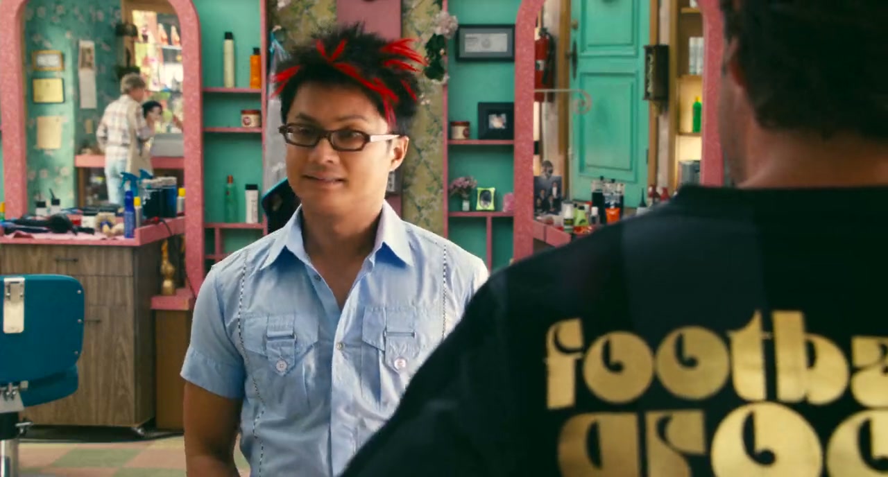 You Don't Mess with the Zohan Screenshot