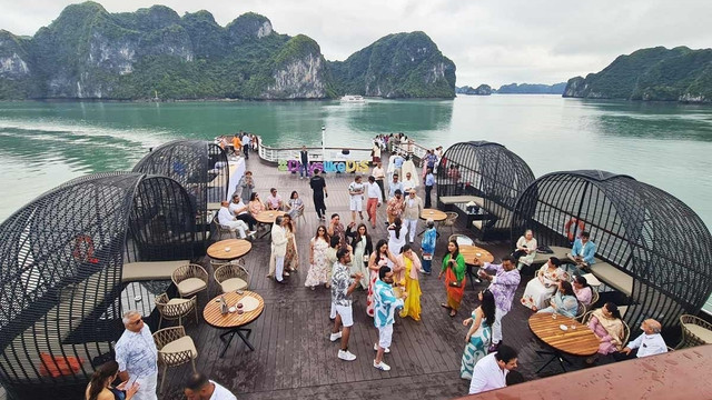 6 000 khách du lịch Ấn Độ đến Quảng Ninh Mở cửa đón dòng khách có mức chi tiêu cao giàu tiềm năng phát triển