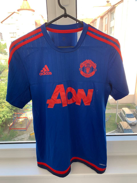 man-utd-15-train1