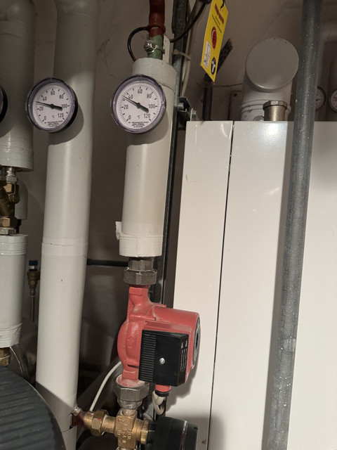 FBH Pumpe mit FBH VL und RL