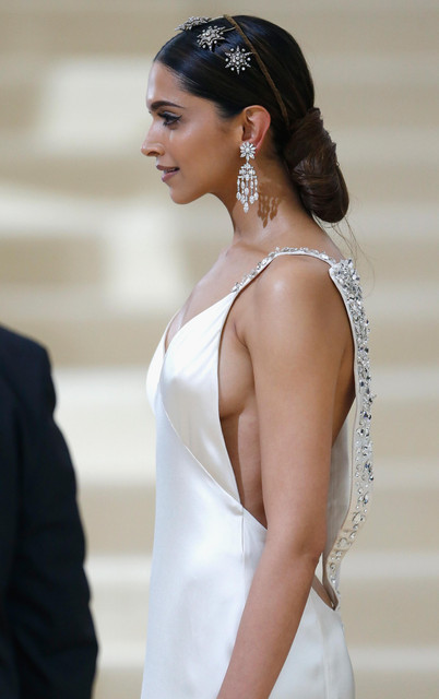 Deepika-Padukone-6