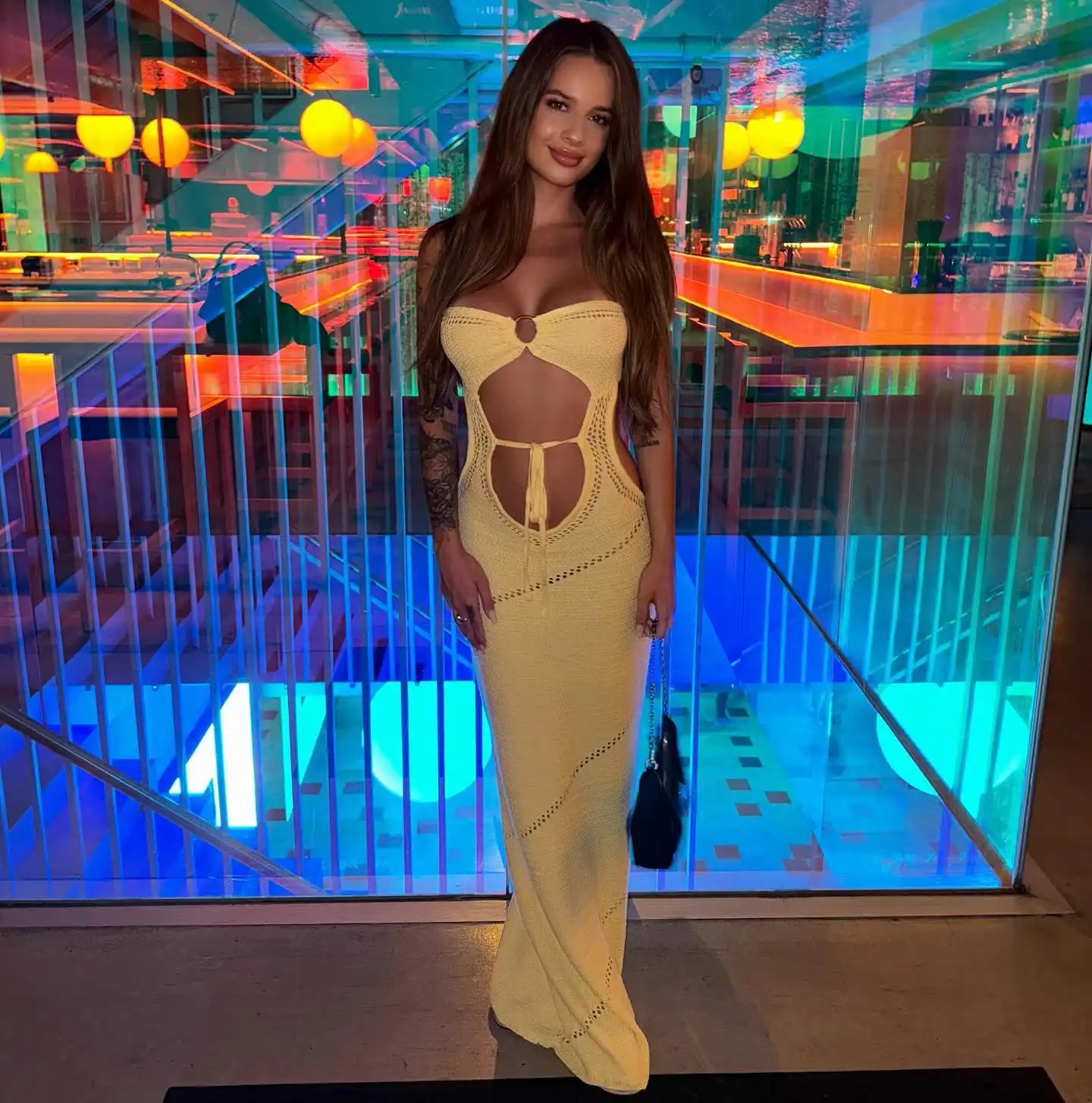 Holly Read Wallpapers Insta Sport Bio (4)