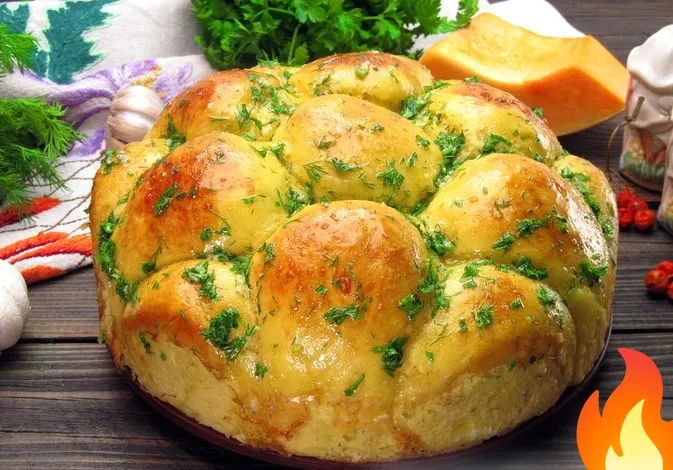 Постер Тыквенные пампушки с чесноком и зеленью