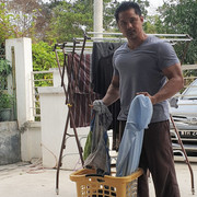 Lelaki yang Paling Suka Jemur Kain Baju di Malaysia