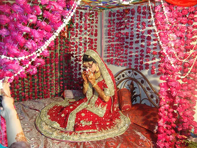 [Image: bridal-bed-room-decoration-55.webp]