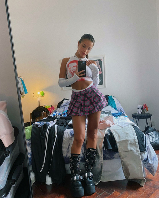 27133910