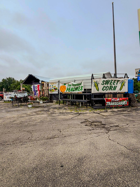 Daily doings at DJ's Fresh Market farm stand in Appleton