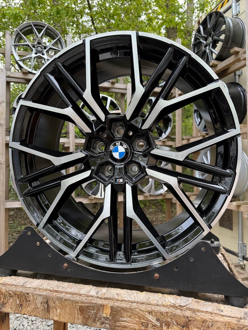 Диски M627 Різноширокі Диски 20" 5*112 8.5/9.5J ET26/37 DIA 66.6 R20 5*112 — купити у Львові