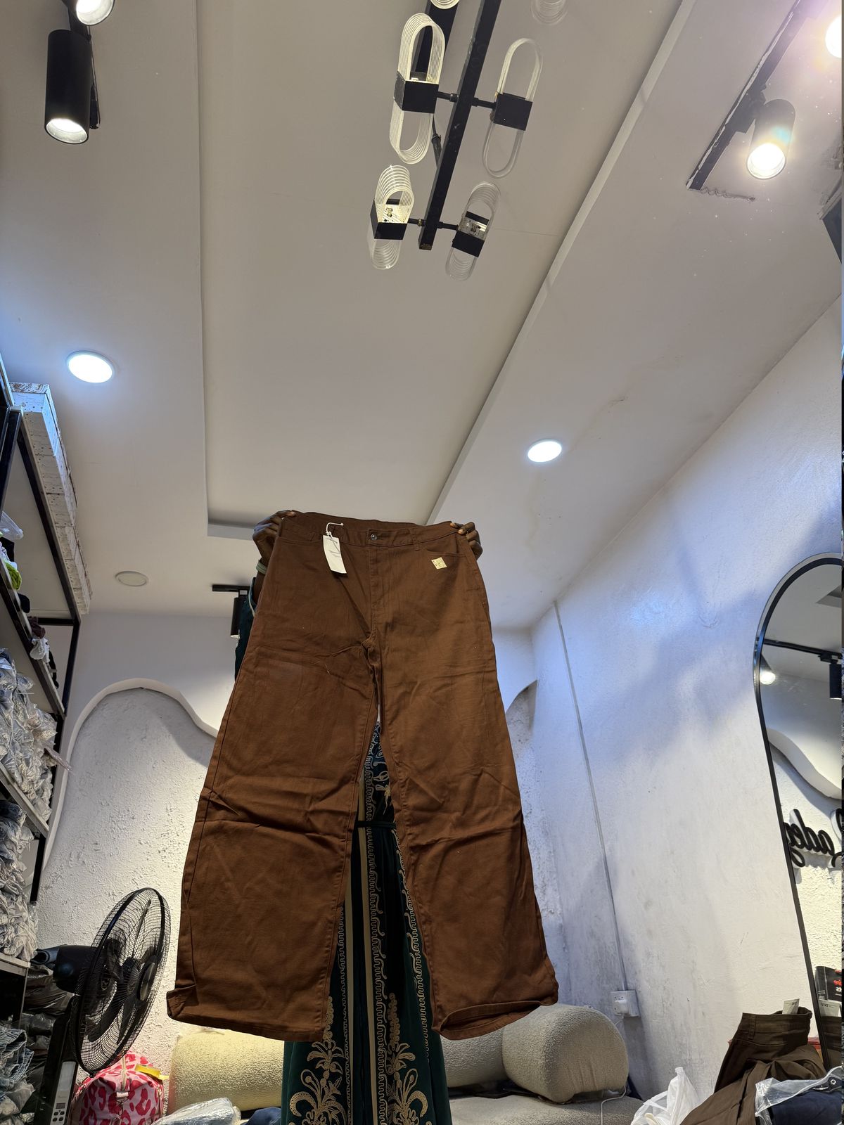 Waist 34