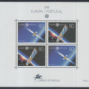 561
